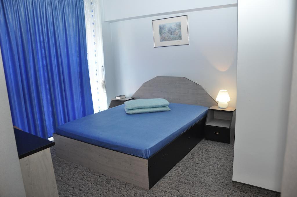 Hotel Valahia Targoviste Habitación foto